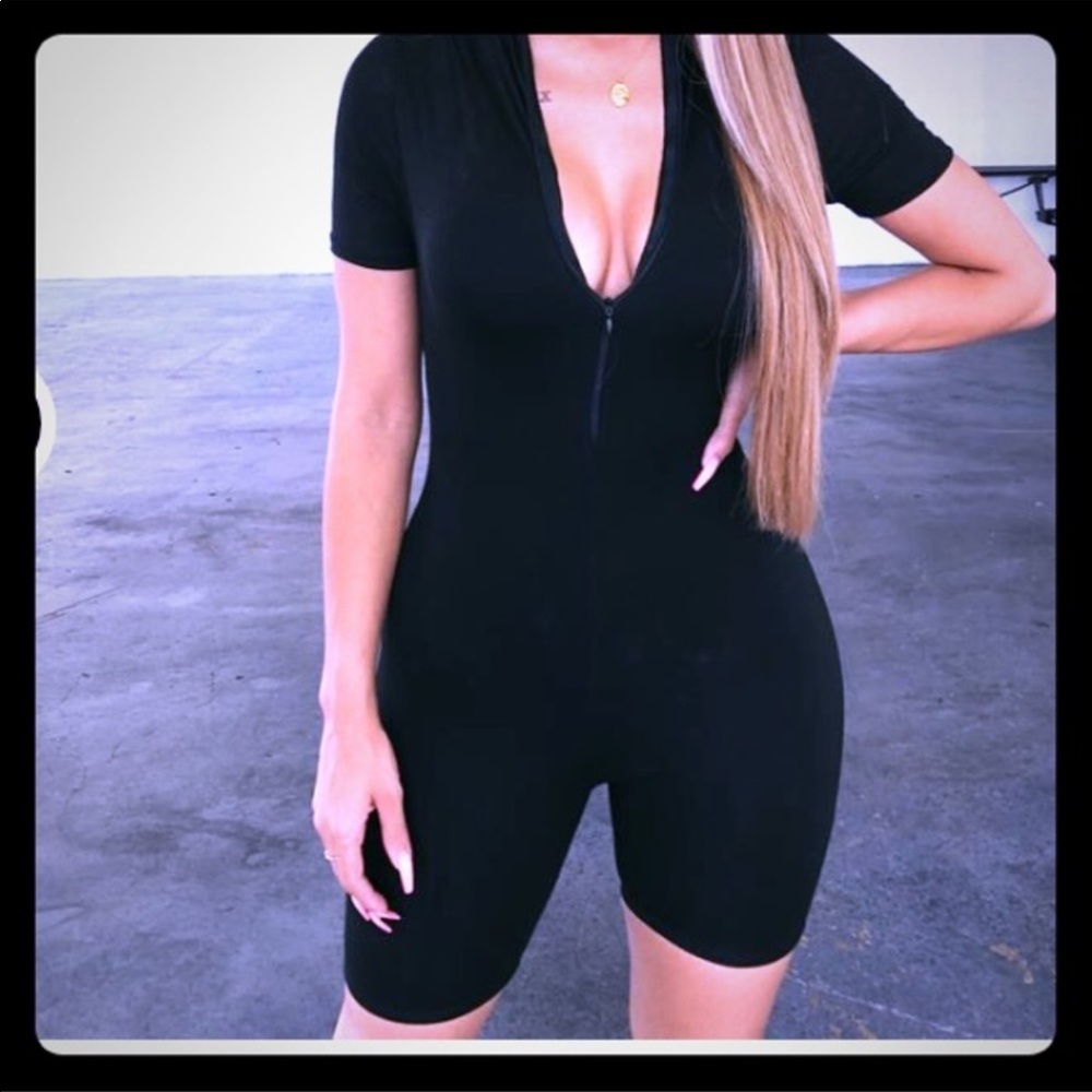 Ootd fashion black romper